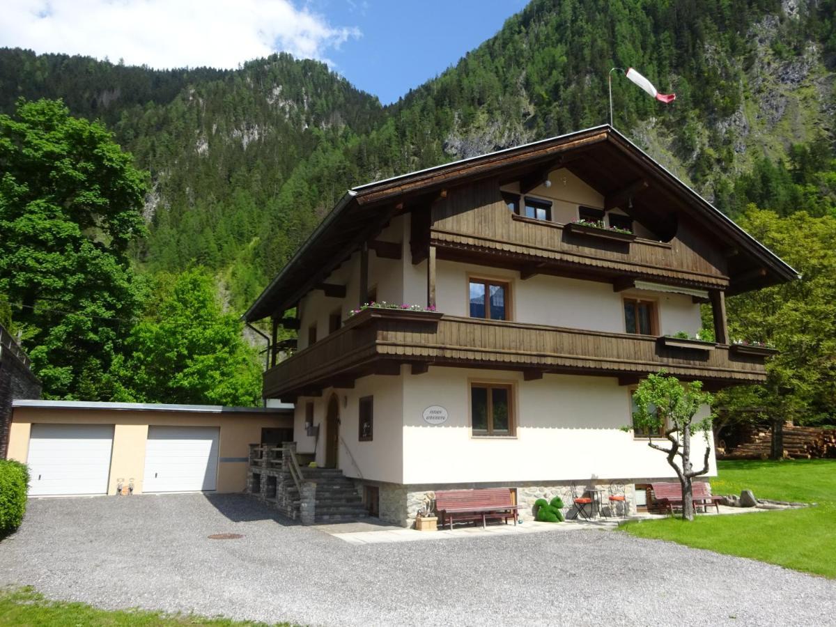 Ferienwohnung Rita Kroell Mayrhofen Exterior photo